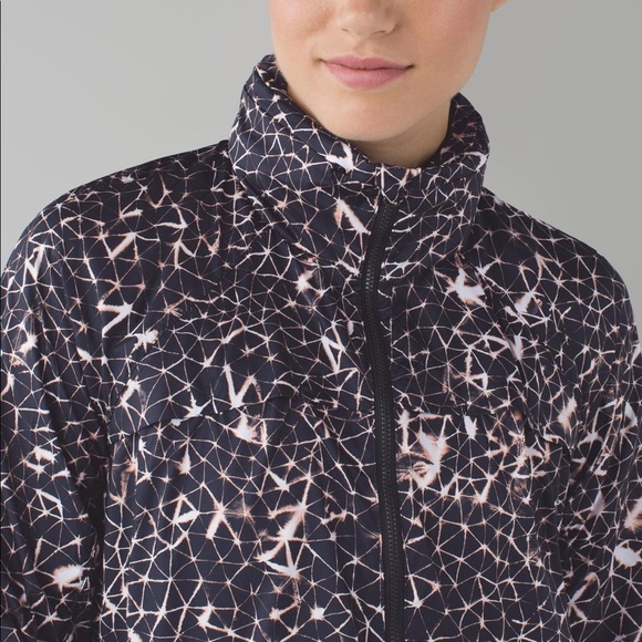 Lightweight jacket - Picture 10 of 17